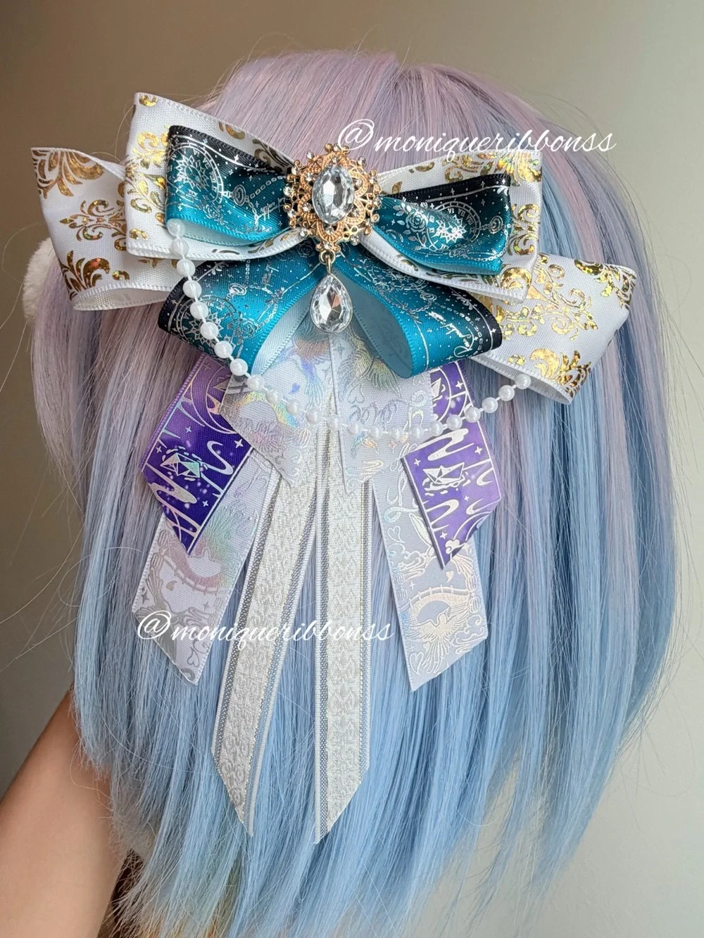 Alien Stage Elegant Hair Bow Sua inspired